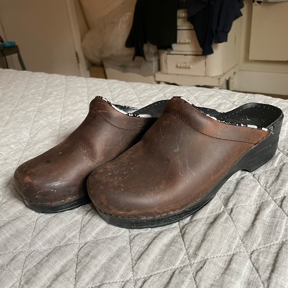 Dansko Professional Slip on Clogs - Picture 3 of 8